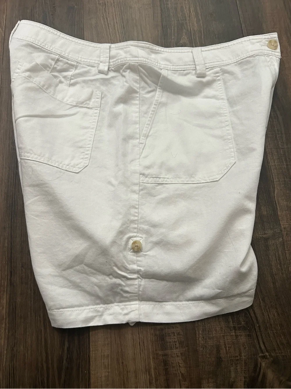 Talbots Size14 White Patch Pocket Shorts, Front Zip,Roll Bottom  6.5/4 in Inseam